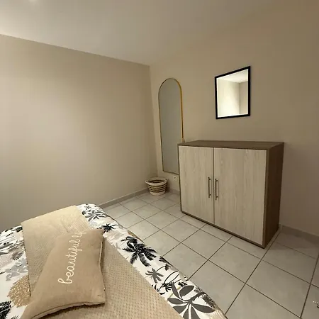 T2 Cap Terrace Piscine *